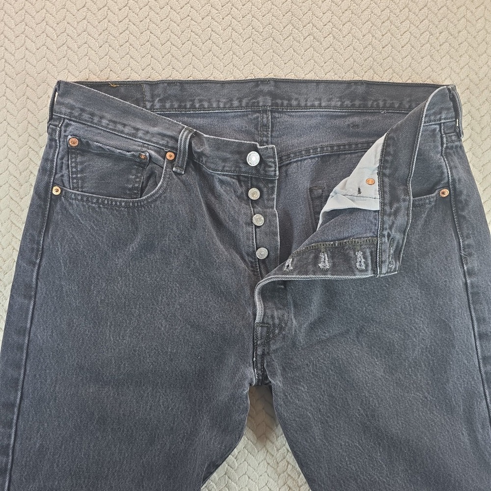 Vintage Levis 501 Original Fit Jeans Mens 38x29 Faded Black Straight Button Fly